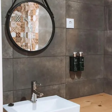 Chao Do Ribeirinho *